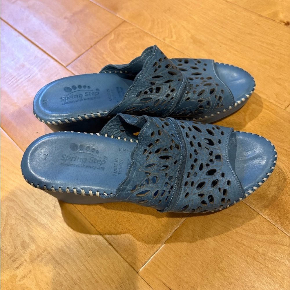 Spring Step L’Artiste Khyahey wedge slide sandals blue leather sz 42 10.5 11